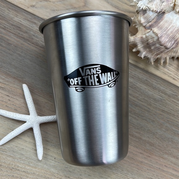 🌴🔆VANS- COLLECTIBLE CUP🔆🌴 - Picture 3 of 6